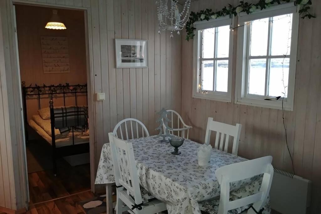 Cosy Cottage-Alfabakki-With Hot Tub Stori-Bakki Exteriör bild